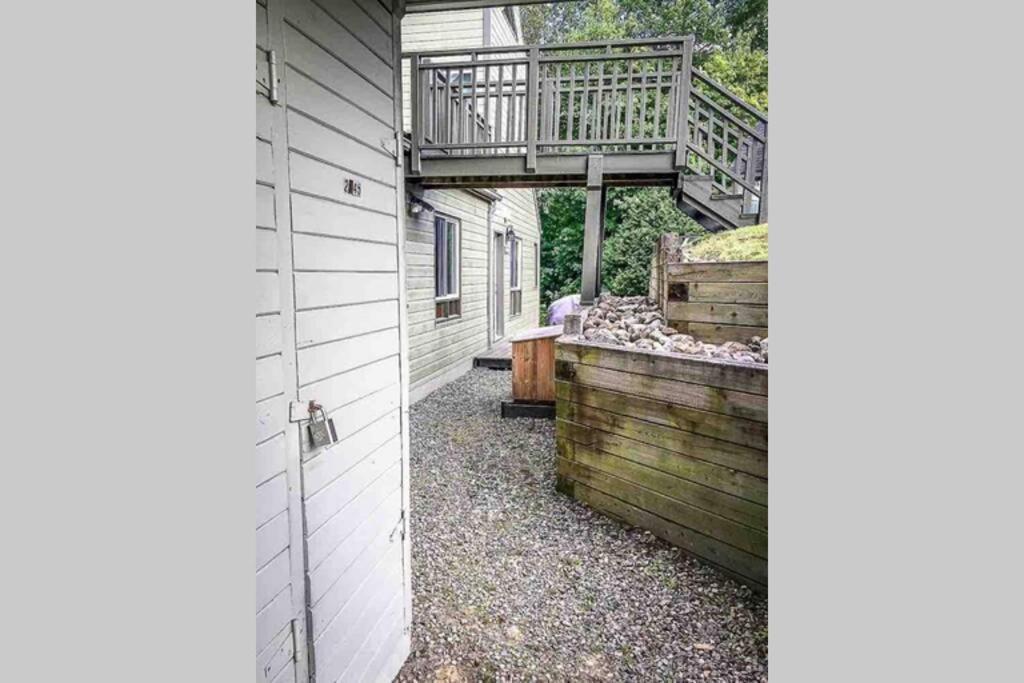 The Mountainside By Escapades Tremblant Apartment Mont-Tremblant Ngoại thất bức ảnh